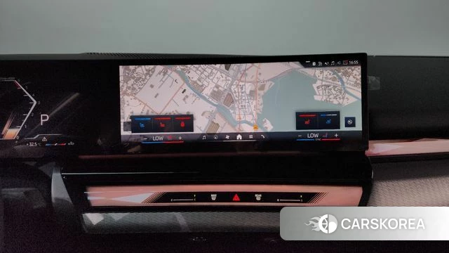 BMW 5 Series (G60) 2025 Черный из Кореи, фото 4