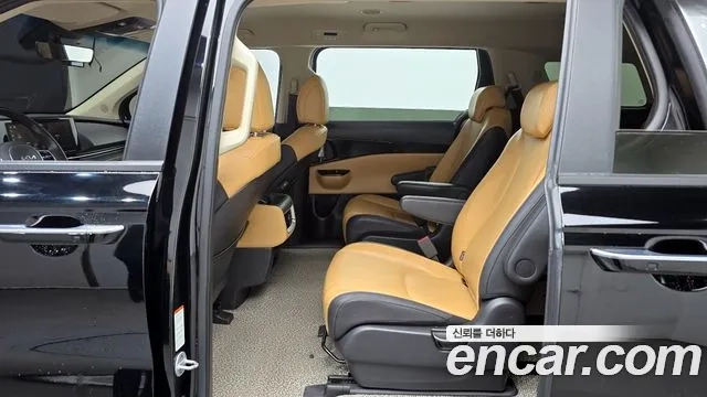 Kia Carnival 4th generation 2023 Черный из Кореи, фото 4