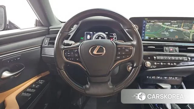 Lexus ES300h 7th generation 2023 Серый из Кореи, фото 4