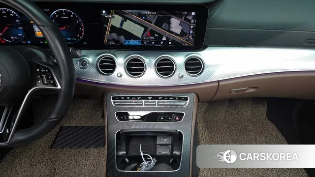 Mercedes-Benz E-Class W213 2021 Белый из Кореи, фото 4