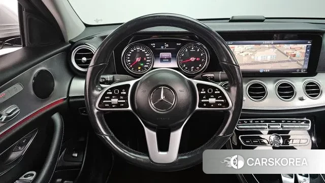 Mercedes-Benz E-Class W213 2019 Серебряный из Кореи, фото 4