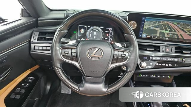 Lexus ES300h 7th generation 2022 Серый из Кореи, фото 4