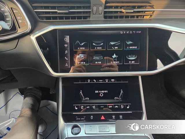 Audi A6 (C8) 2023 Белый из Кореи, фото 4