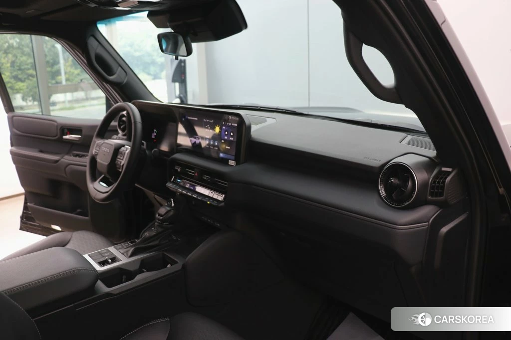Toyota Prado 2026 Черный из Китая, фото 5