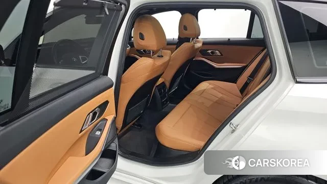 BMW 3 Series (G20) 2023 Белый из Кореи, фото 4