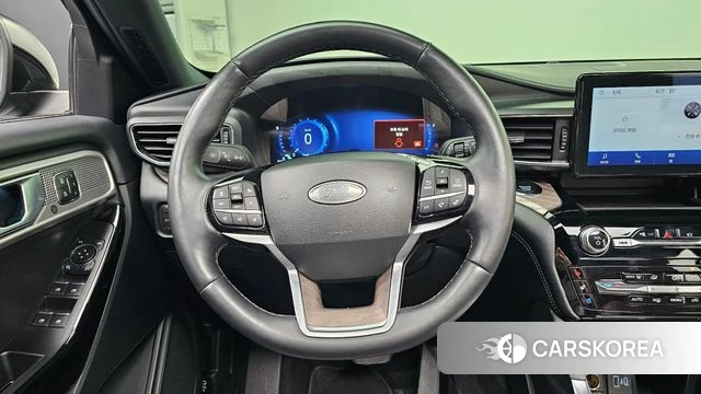 Ford Explorer 6th Generation 2022 Черный из Кореи, фото 4