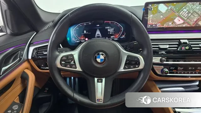 BMW 5 Series (G30) 2023 Белый из Кореи, фото 4