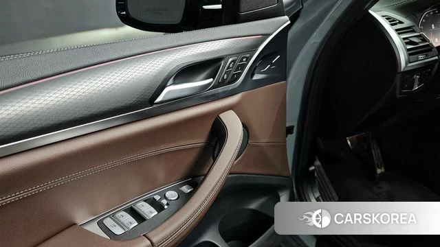 BMW X4 (G02) id 3896774 из Кореи 4