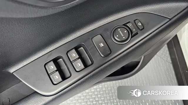 Kia Stonic id 3498796 из Кореи 4