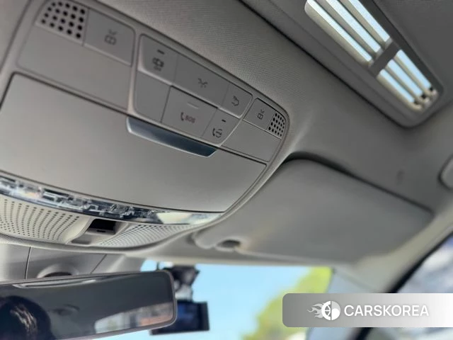 Mercedes-Benz C-Class W205 2018 Белый из Кореи, фото 4