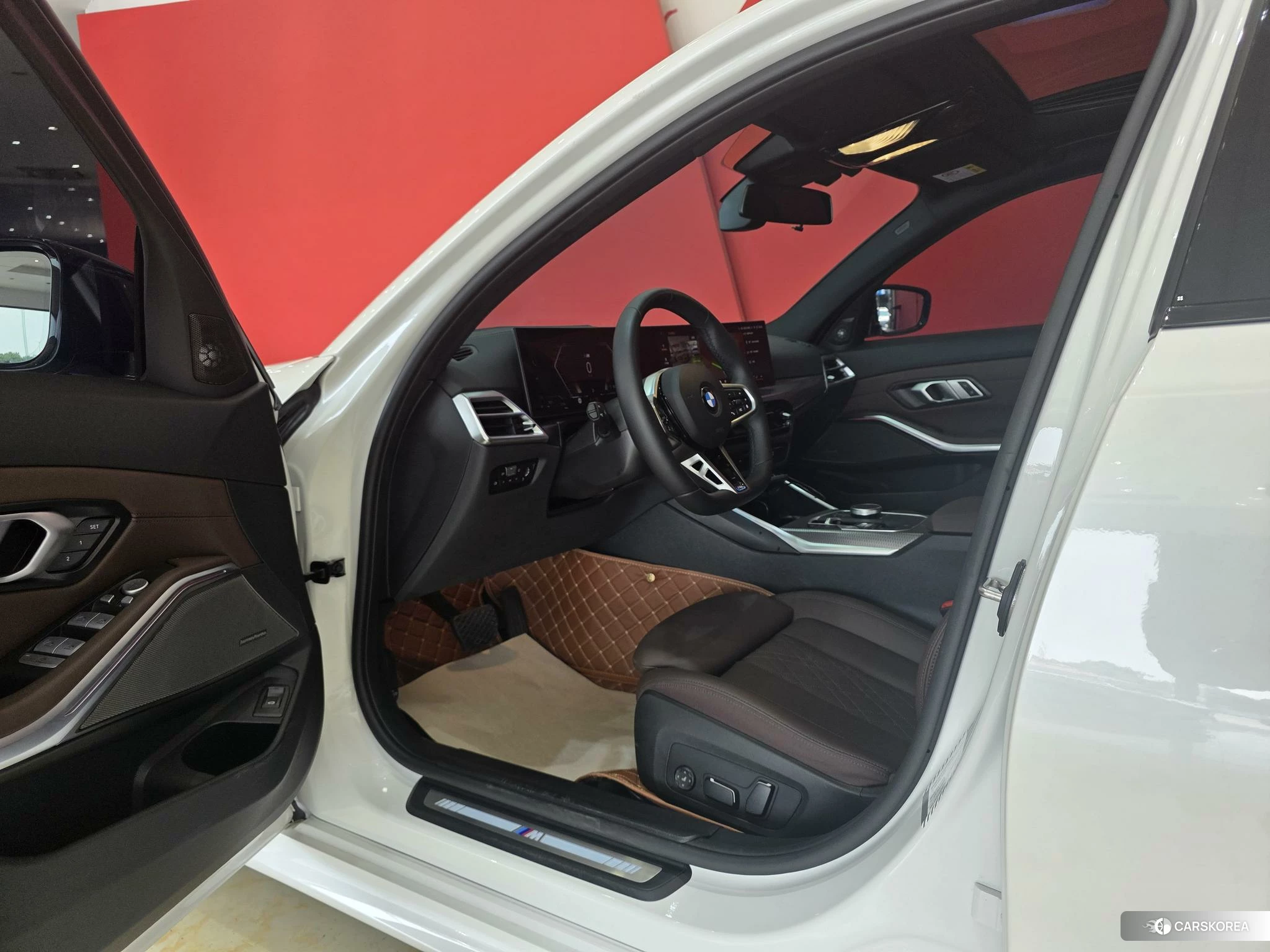 BMW 3 series 2024 Белый из Китая, фото 4