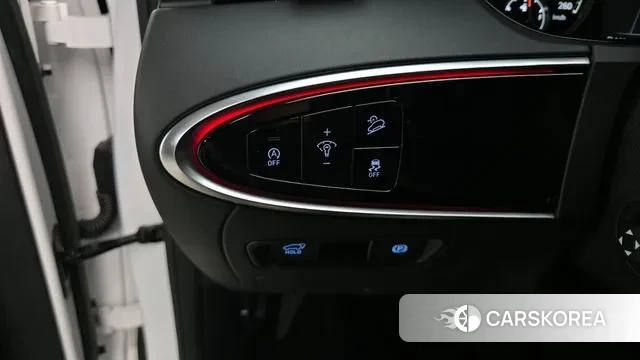 Genesis GV70 2023 Белый из Кореи, фото 4