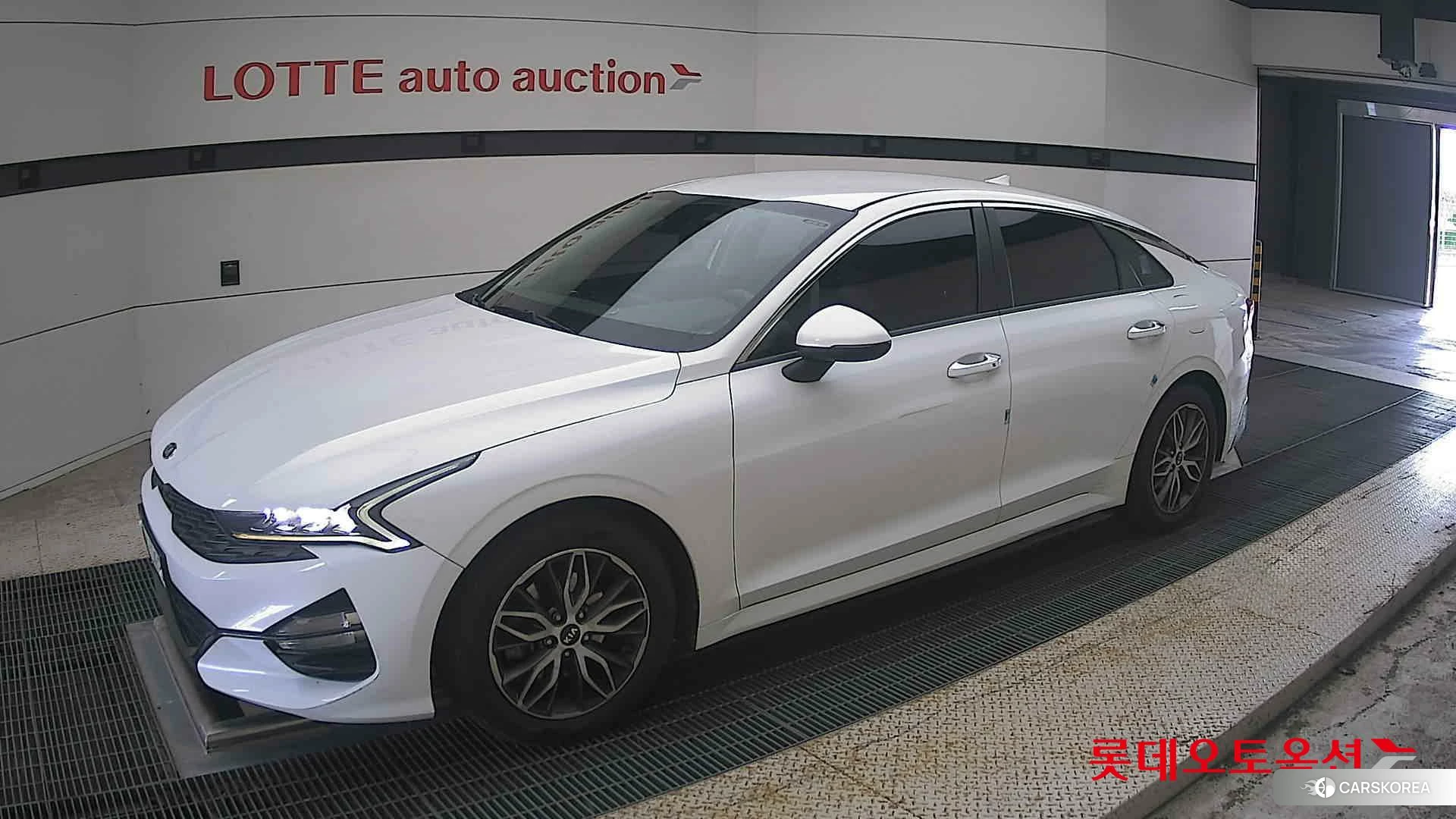Kia K5 2021 Snow White Pearl (optional) из Кореи, фото 4