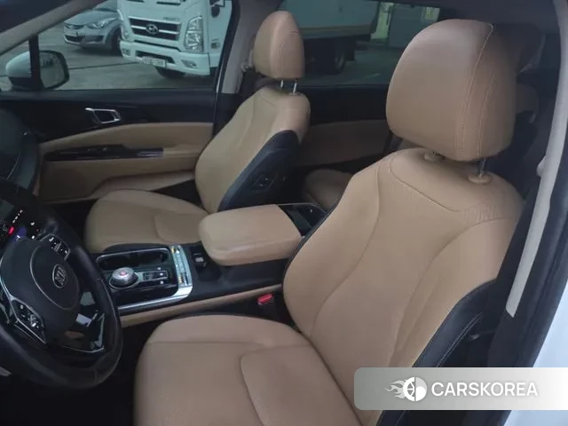 Kia Carnival 4th generation 2020 Белый из Кореи, фото 4