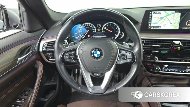 BMW 5 Series (G30) 2018 Серый из Кореи, фото 4