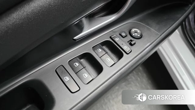 Hyundai Avante Hybrid (CN7) 2022 Белый из Кореи, фото 4