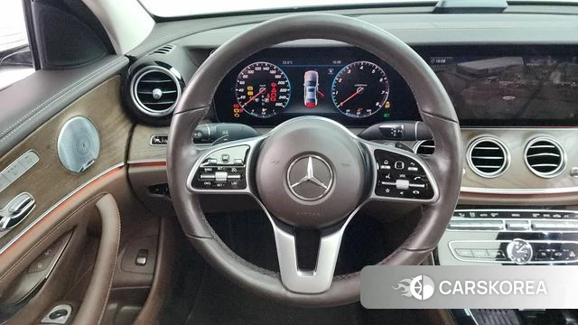 Mercedes-Benz E-Class W213 2019 Белый из Кореи, фото 4
