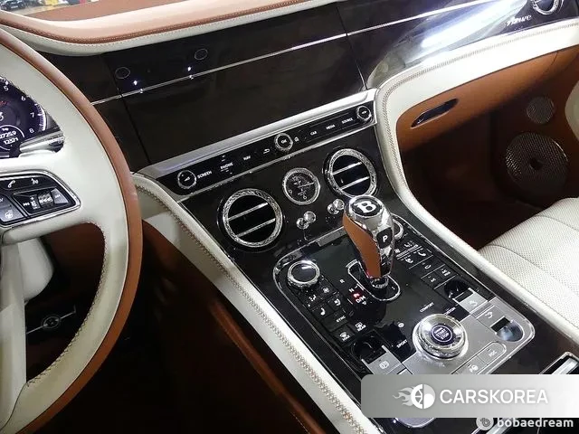 Bentley Continental GT 3rd Generation 2023 Белый из Кореи, фото 4