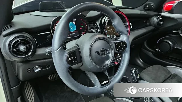 Mini Cooper S 2022 Жемчужный цвет из Кореи, фото 4