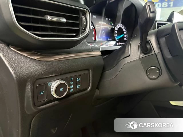 Ford Explorer 6th Generation 2020 Белый из Кореи, фото 4