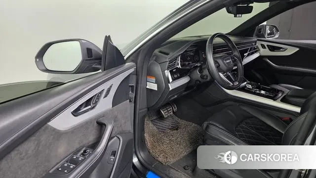 Audi Q8 (4M) 2021 Серый из Кореи, фото 4