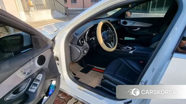 Mercedes-Benz C-Class W205 2021 Белый из Кореи, фото 4