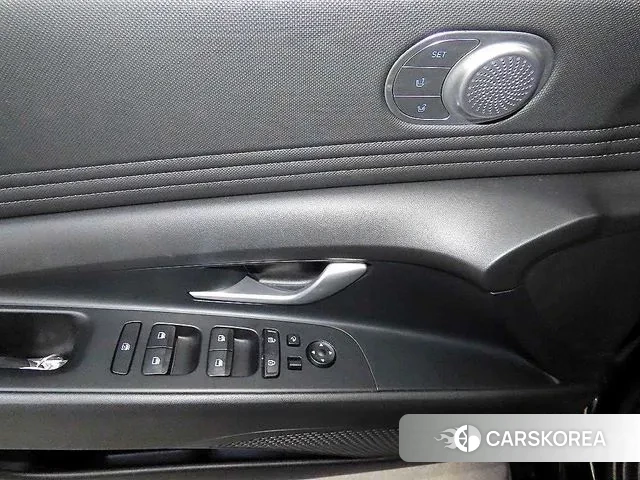 Hyundai Avante (CN7) 2022 Черный из Кореи, фото 4