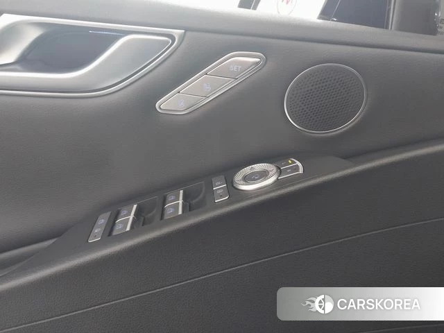Genesis G80 (RG3) 2022 Черный из Кореи, фото 4