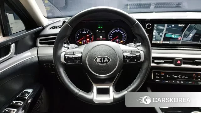 Kia K5 3rd generation 2021 Серебристо-серый из Кореи, фото 4