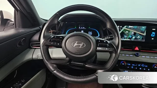 Hyundai The New Avante (CN7) 2023 Белый из Кореи, фото 4