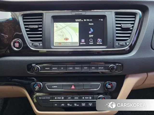 Kia The New Carnival 2018 Черный из Кореи, фото 4