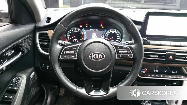 Kia Seltos 2019 Белый из Кореи, фото 4
