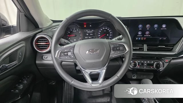 Chevrolet (GM Daewoo) Trax Crossover 2024 Серебристо-серый из Кореи, фото 4