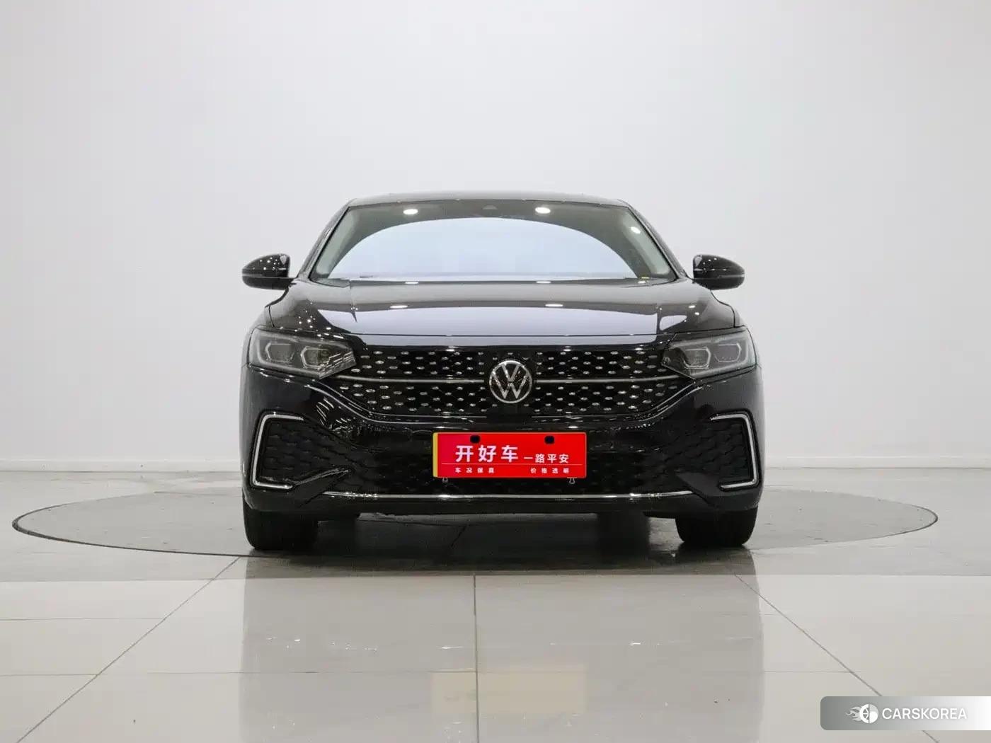 Volkswagen Passat 2022 Черный из Китая, фото 4