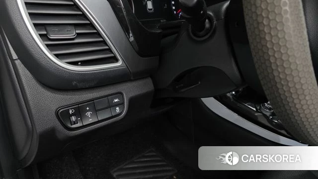 Kia Seltos 2022 Белый из Кореи, фото 4