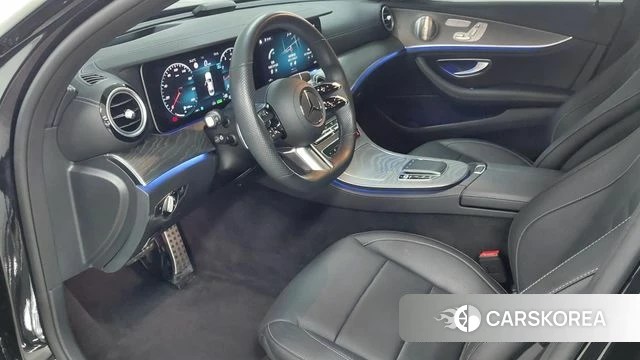 Mercedes-Benz E-Class W213 2022 Черный из Кореи, фото 4