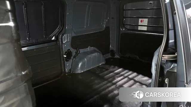 Hyundai Staria 2022 Серый из Кореи, фото 4