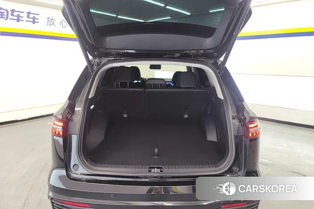 Geely Automobile Xingyue L 2023 Черный из Китая, фото 4