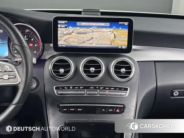 Mercedes-Benz C-Class W205 2019 Белый из Кореи, фото 4