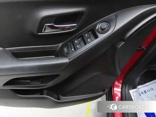 Chevrolet (GM Daewoo) The New Trax 2018 Красный из Кореи, фото 4