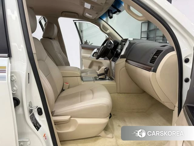 Toyota Land Cruiser (imported) 2018 Белый из Китая, фото 4