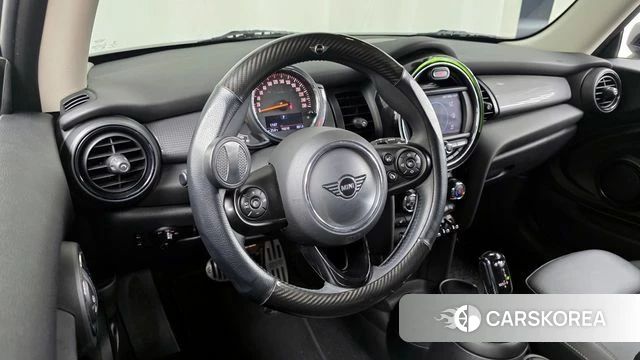 Mini Cooper 2020 Песочный из Кореи, фото 4