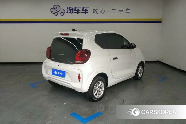 Roewe CLEVER 2022 Белый из Китая, фото 4