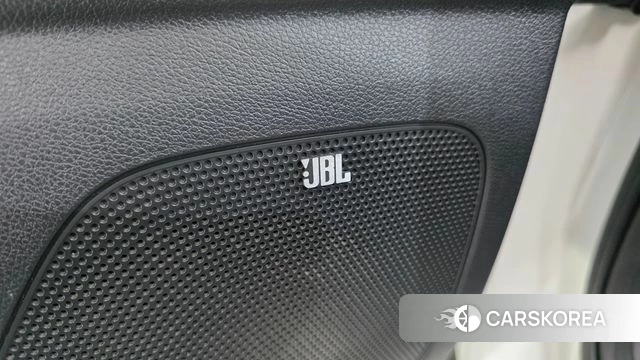 Kia Sportage The Bold 2021 Белый из Кореи, фото 4