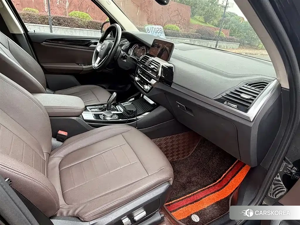 BMW X3 2018 Черный из Китая, фото 4