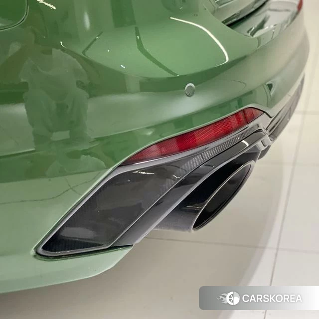Audi RS 4 2021 Зеленый из Китая, фото 4