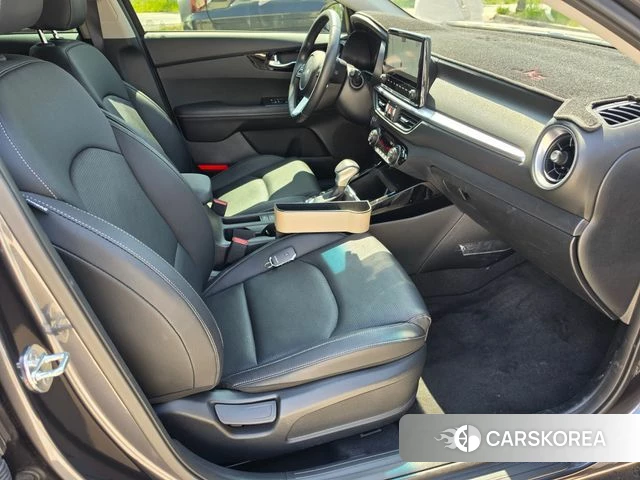 Kia The New K3 2nd generation 2021 Серый из Кореи, фото 4