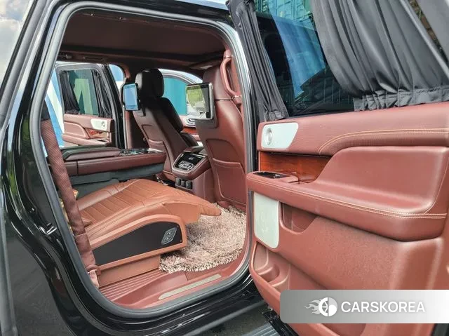 Lincoln Navigator 4th generation 2019 Черный из Кореи, фото 4