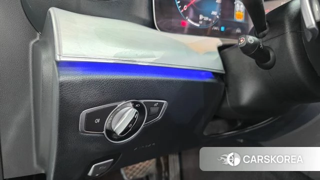 Mercedes-Benz E-Class W213 2021 Белый из Кореи, фото 4