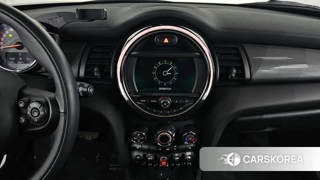Mini Cooper 2018 Серебристо-серый из Кореи, фото 4
